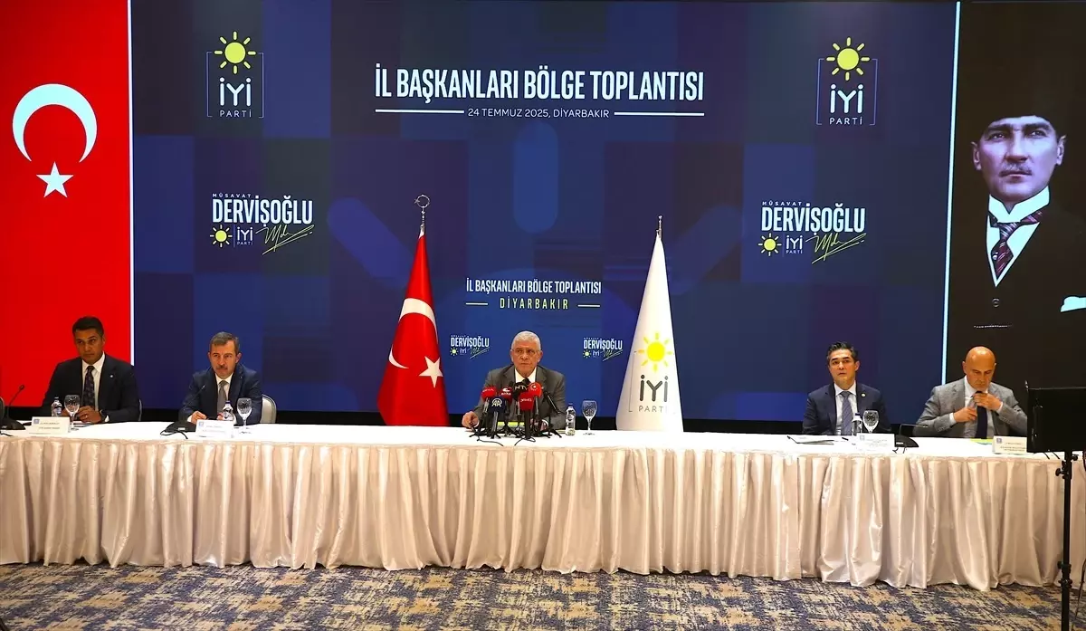 İYİ Parti Genel Başkanı Dervişoğlu Diyarbakır'da Ziyaretlerde Bulundu
