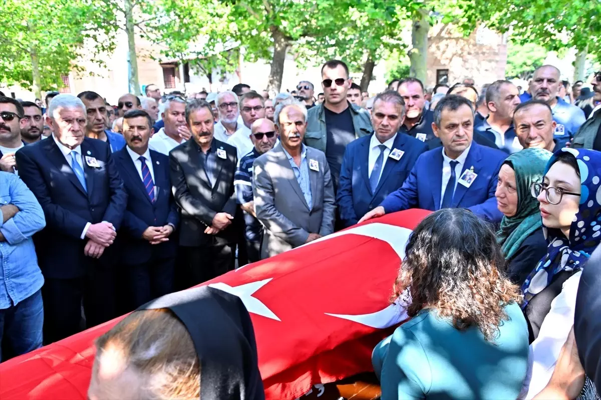 İYİ Parti Genel Başkanı Dervişoğlu, Ulvi Batu'nun Cenaze Törenine Katıldı