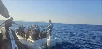 İzmir Açıklarında Düzensiz Göçmen Kurtarma Operasyonu