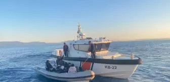 İzmir Açıklarında 35 Düzensiz Göçmen Kurtarıldı