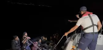Çeşme Açıklarında 42 Düzensiz Göçmen Kurtarıldı