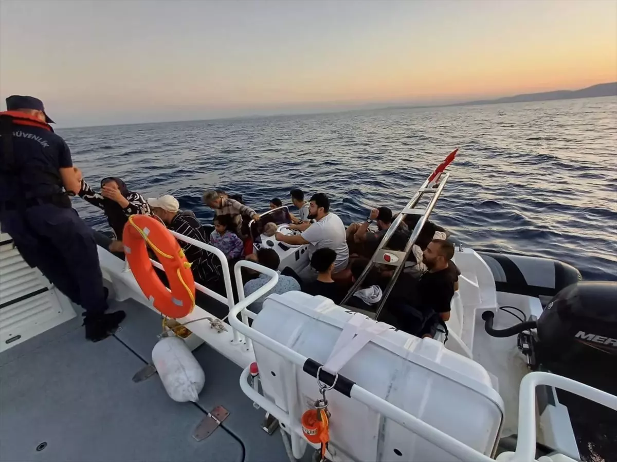 Dikili Açıklarında 81 Düzensiz Göçmen Yakalandı
