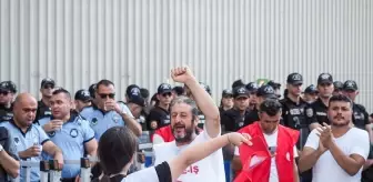 İzmir'de İşten Çıkarılan İşçilerin Eylemi Sonlandırıldı