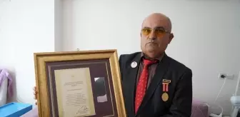 Emekli Müezzin Darbe Girişiminde Sela Okurken Saldırıya Uğradı