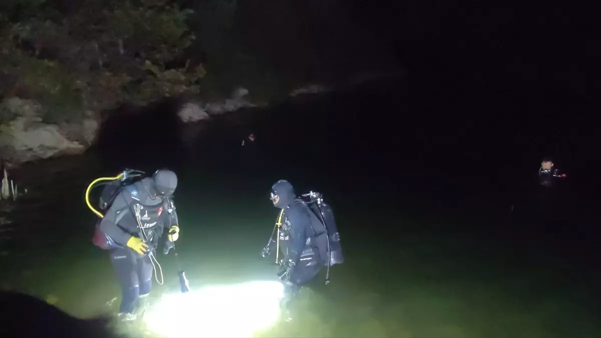İzmir'de 15 Yaşındaki Çocuk Baraj Gölünde Boğuldu
