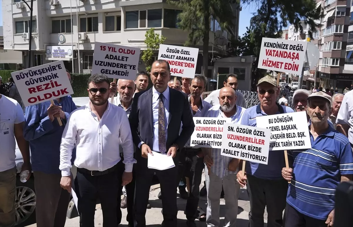 Uzundere Kentsel Dönüşüm Projesi Mağdurları Haklarını Arıyor