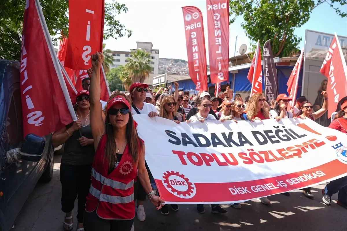 İzmir Büyükşehir Belediyesi İşçilerinin Grevi 6. Gününde