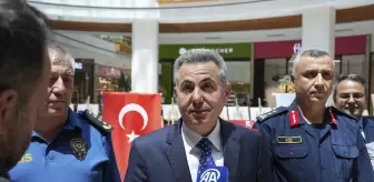 İzmir'de AA fotoğraflarından oluşan '15 Temmuz' konulu sergi açıldı
