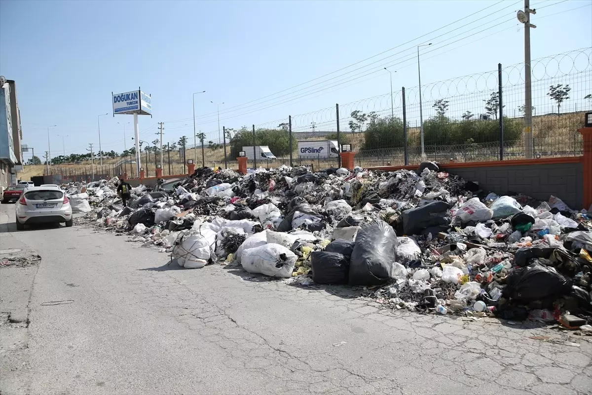 İzmir'de Ayakkabı Üretiminden Kaynaklı Atık Sorunu Büyüyor