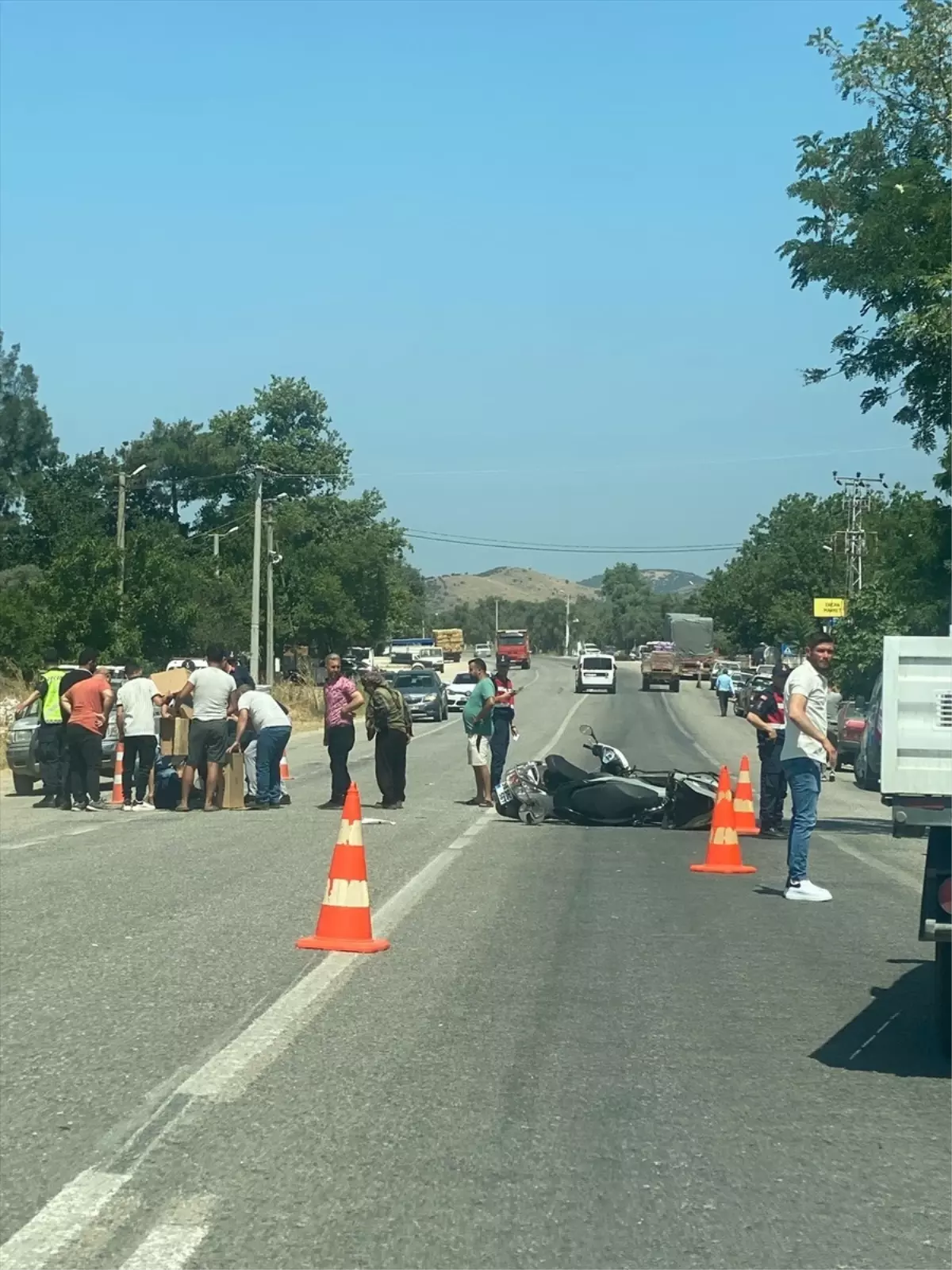 İzmir'de Motosiklet Kazası: 3 Yaralı