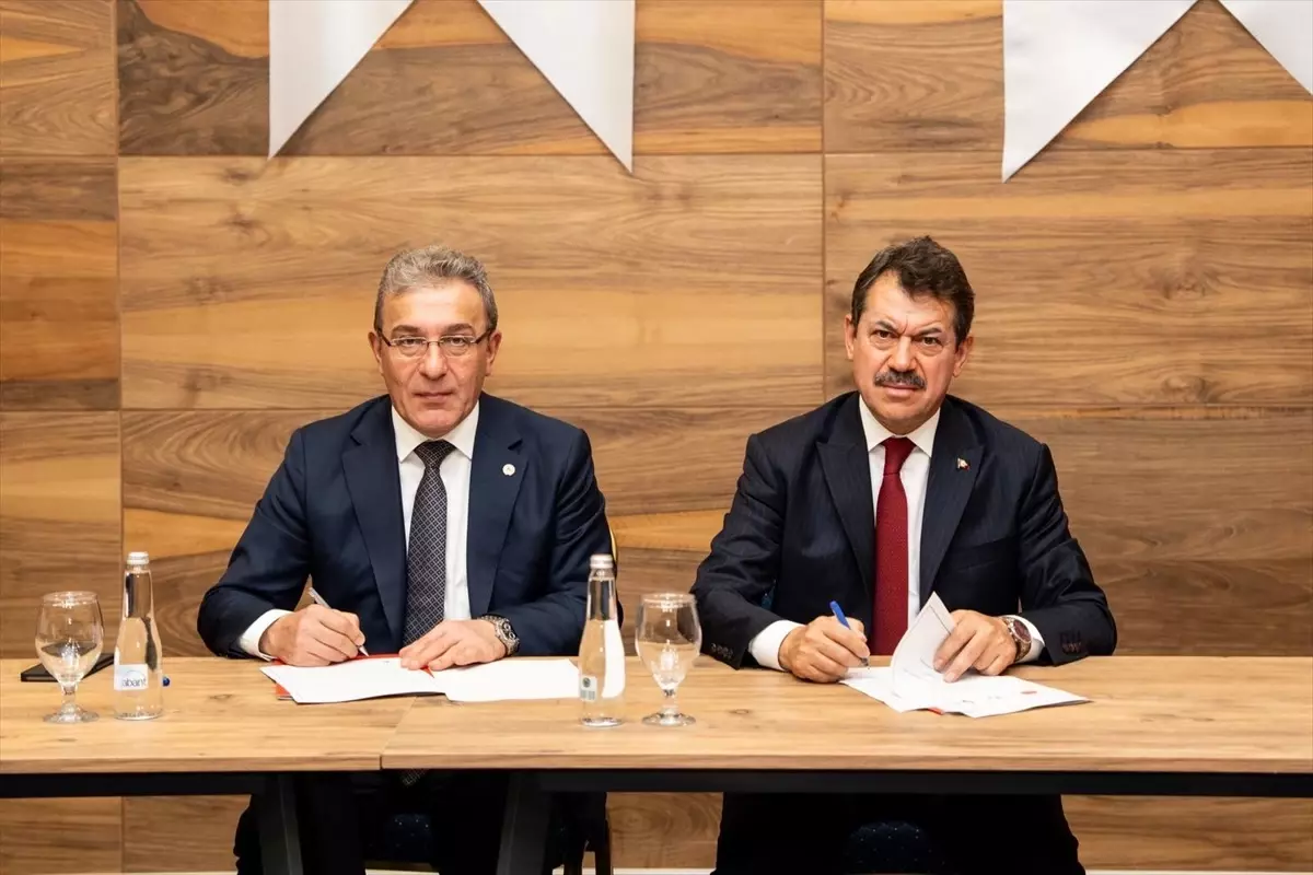 İzmir'de İnsan Hakları Protokolü İmzalandı