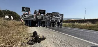 Tire'de İşçiler, Trafik Kazasında Hayatını Kaybeden Arkadaşları İçin Eylem Düzenledi