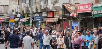 İzmir'de ESHOT Otobüs Grevi Nedeniyle Toplu Taşımada Yoğunluk