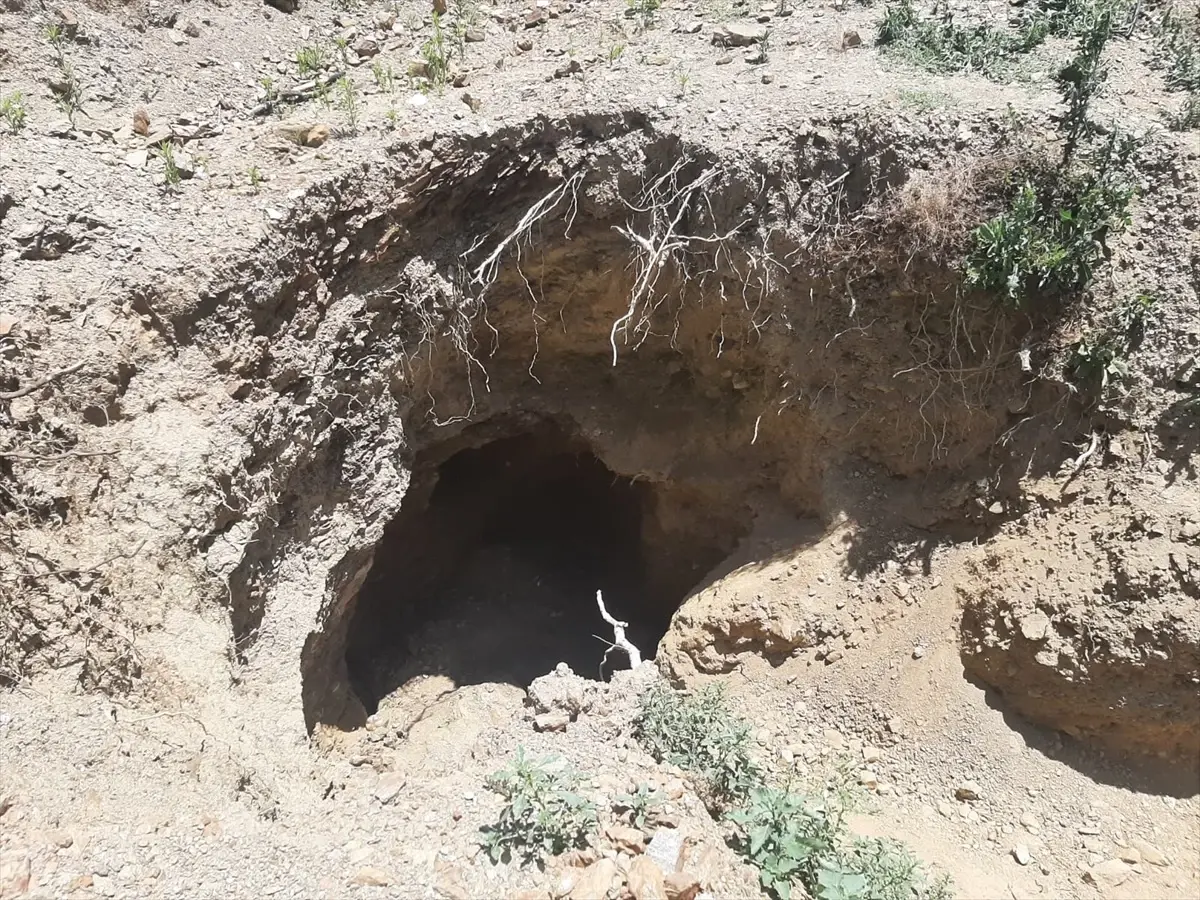 Ödemiş'te Su Kuyusu Kazarken Göçük Altında Kaldı