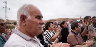 Çiğli'de Çöp Tepkisi: Mahalle Sakinleri Eylem Düzenledi