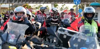 İzmir'de motosiklet ve bisikletliler 15 Temmuz için etkinlik düzenlendi