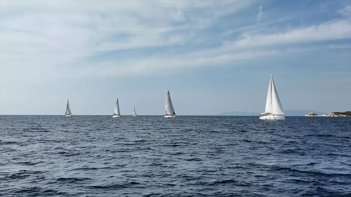 İzmir'de Uluslararası MW Phokaia Yelken Şenliği Gerçekleşti