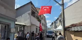 İzmir'de şehit olan emniyet müdürünün Bursa'daki babaevine şehadet haberi ulaştı