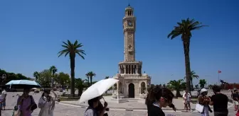 İzmir'de sıcak hava bunaltıyor