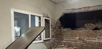 Buca Onat Tüneli İnşaatı Sebebiyle Evlere Zarar Verildi