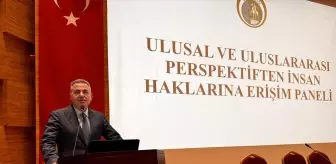 İzmir'de İnsan Haklarına Erişim Paneli Düzenlendi