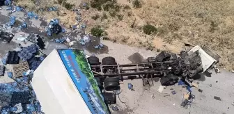 Tır Viyadükten Düştü, Sürücü Son Anda Kurtuldu