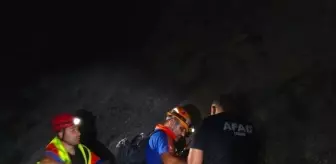 İzmir'de Mahsur Kalan Gençler Kurtarıldı