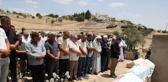 İzmir'deki Trafik Kazasında Hayatını Kaybeden Kardeşler Mardin'de Defnedildi