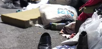 Karşıyaka'da Çöp Yığınları ve Kötü Koku Vatandaşları Rahatsız Ediyor