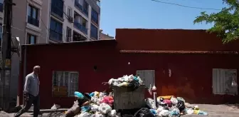 İzmir Konak'ta Çöp Krizi: Vatandaşlar İsyan Etti