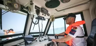 İznik Gölü'nde Jandarma Asayiş Bot Timinden 24 Saat Güvenlik