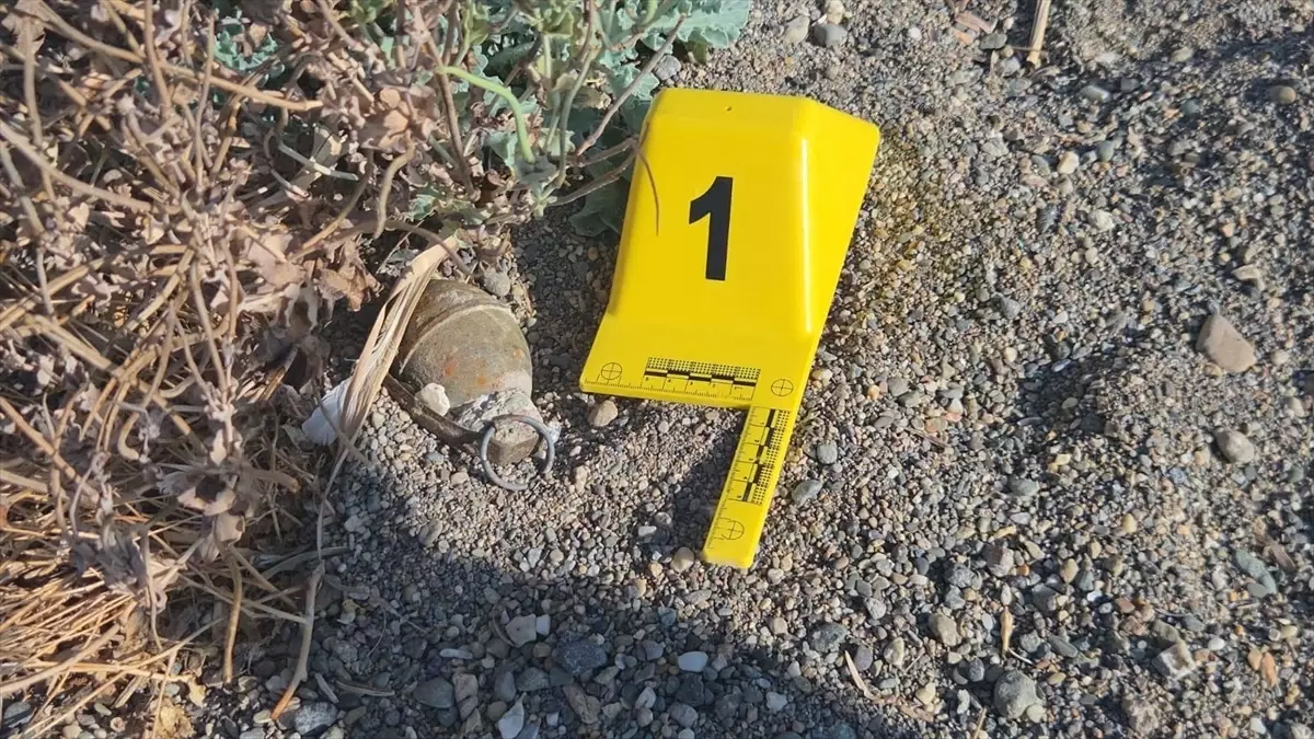 Bursa'da Patlamamış El Bombası İmha Edildi