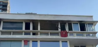 Kadıköy'de Yangın: İtfaiye Müdahale Etti