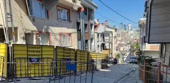 Kağıthane'de Balkon Çöktü, 4 Katlı Bina Tahliye Edildi