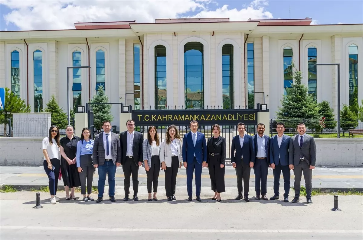 Kahramankazan'da Hakim ve Savcılara Veda Töreni