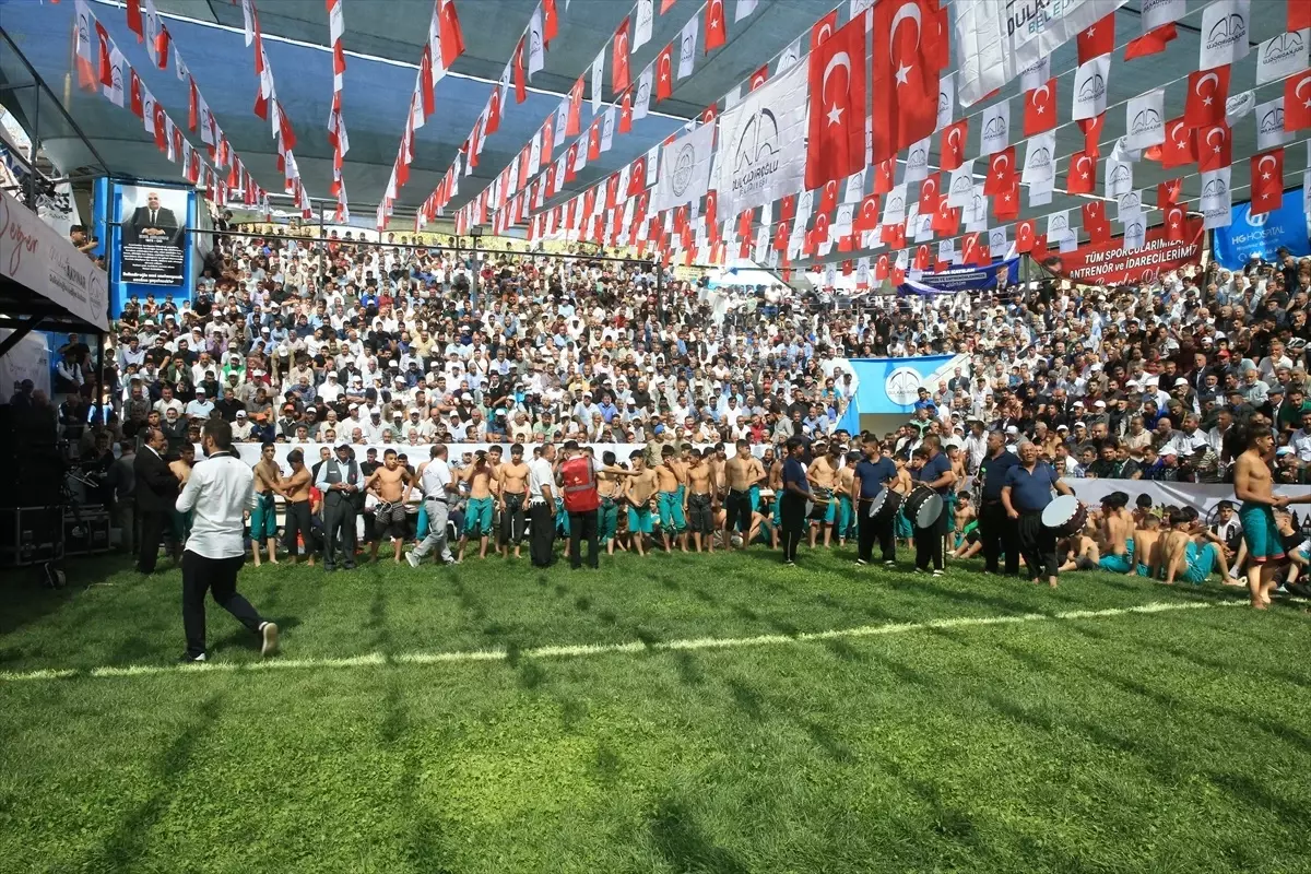 29. Geleneksel Bertiz Boyalı Kısa Şalvar Güreş Festivali Düzenlendi