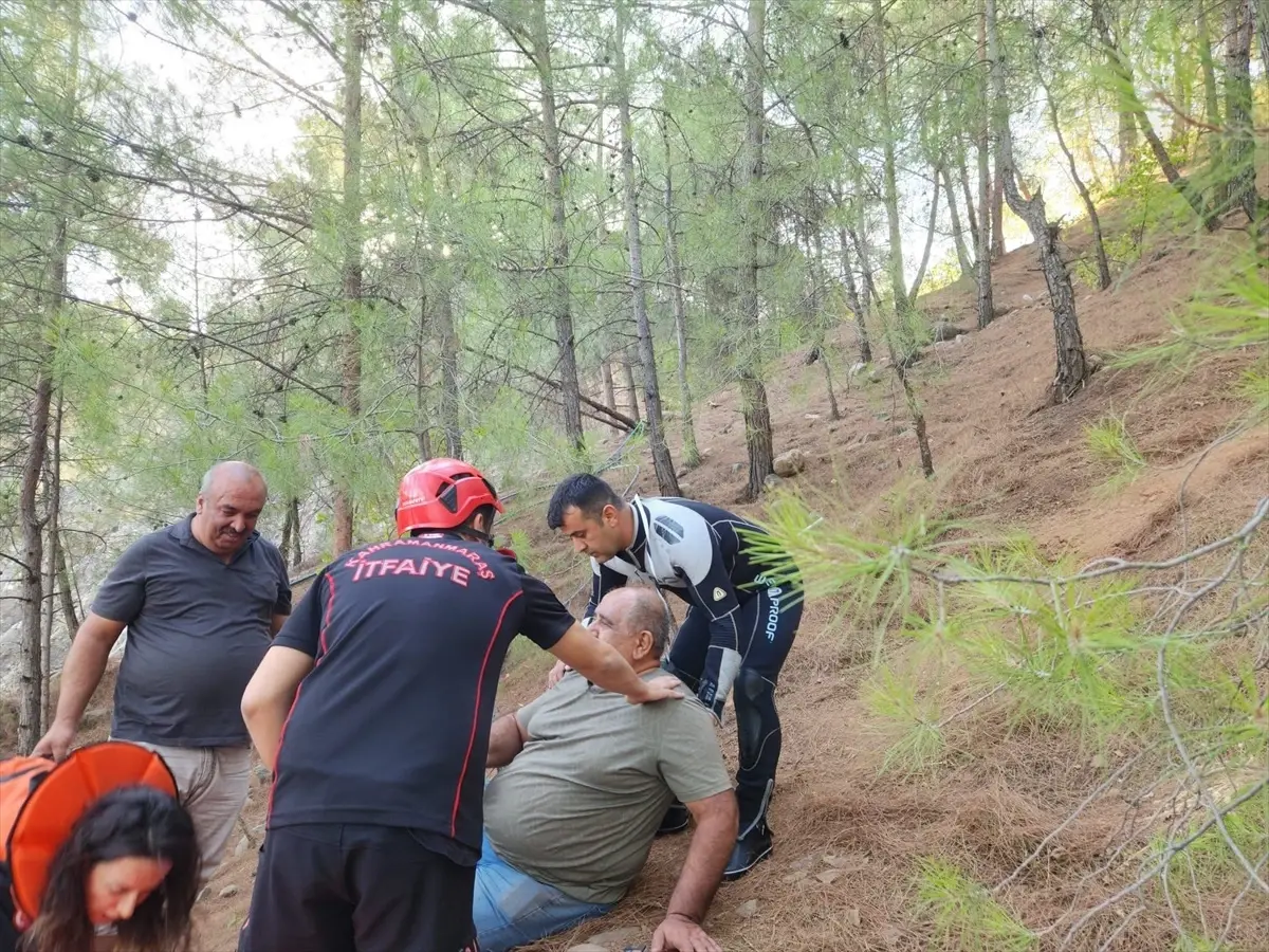 Kahramanmaraş'ta Ormanda Kırılan Ayaklar İtfaiye Ekiplerince Kurtarıldı