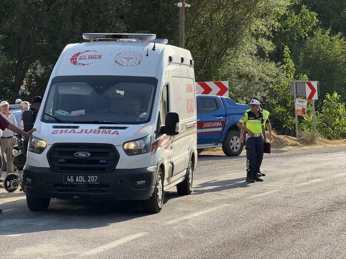 Kahramanmaraş'ta Yayalara Çarpan Otomobil Kazası: 2 Ölü, 3 Yaralı