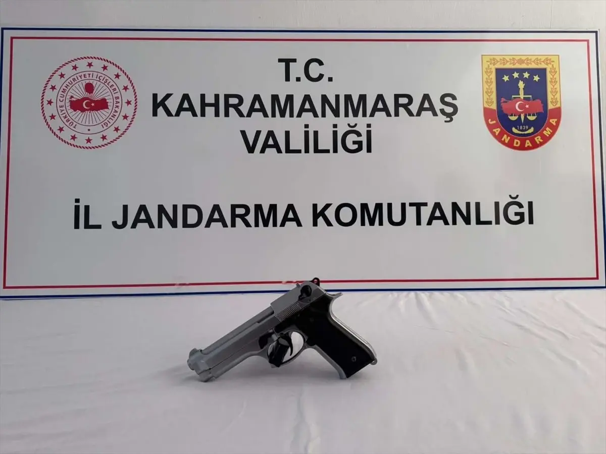 Otomobilden Havaya Ateş Açan Şüpheli Gözaltına Alındı