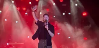 Mustafa Ceceli, Kahramanmaraş Fuarı'nda Konser Verdi