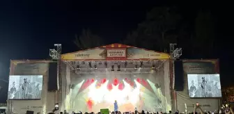 Gökhan Türkmen Kahramanmaraş'ta Hayranlarıyla Buluştu