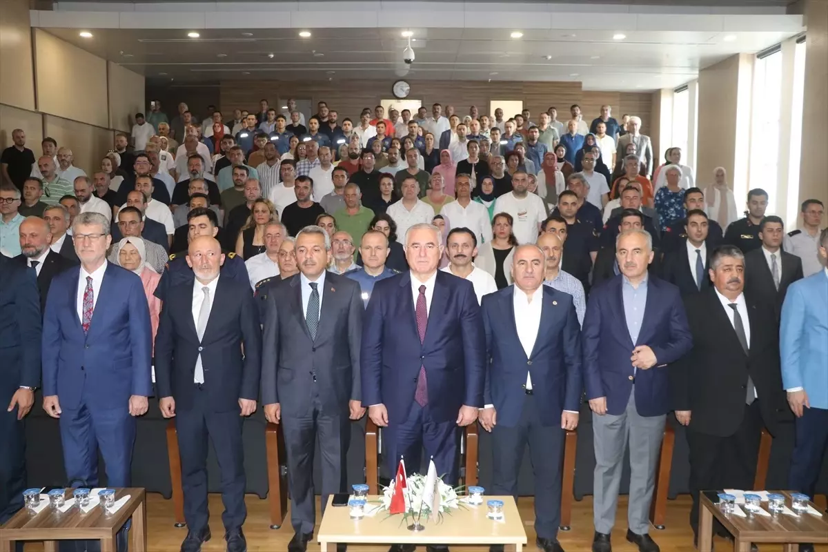 Kamu Başdenetçisi Akarca: Kamu Denetçiliği Kurumu, Vatandaş ile İdare Arasında Dostluk Köprüsü Kuruyor