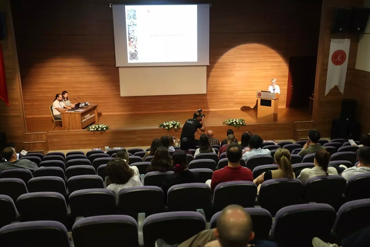 Kapadokya Duvar Resimleri İçin Uluslararası Konferans Düzenlendi