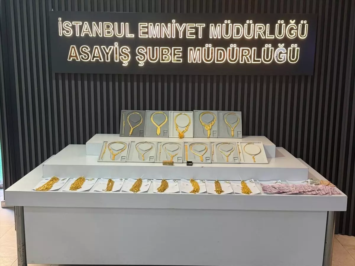 Kapalıçarşı'da Dolandırıcılık: 3 Şüpheli Adliyeye Sevk Edildi