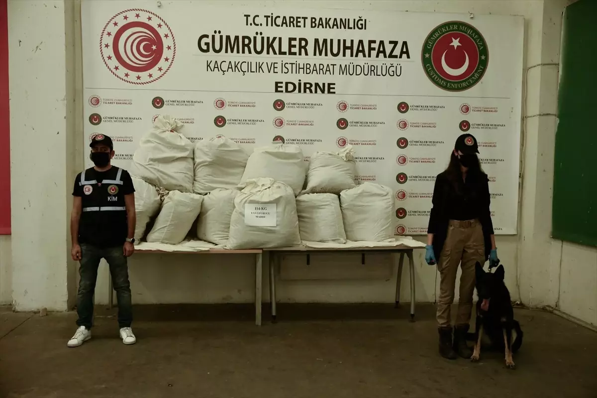 Kapıkule Sınır Kapısı'nda 114 Kilogram Esrar Ele Geçirildi