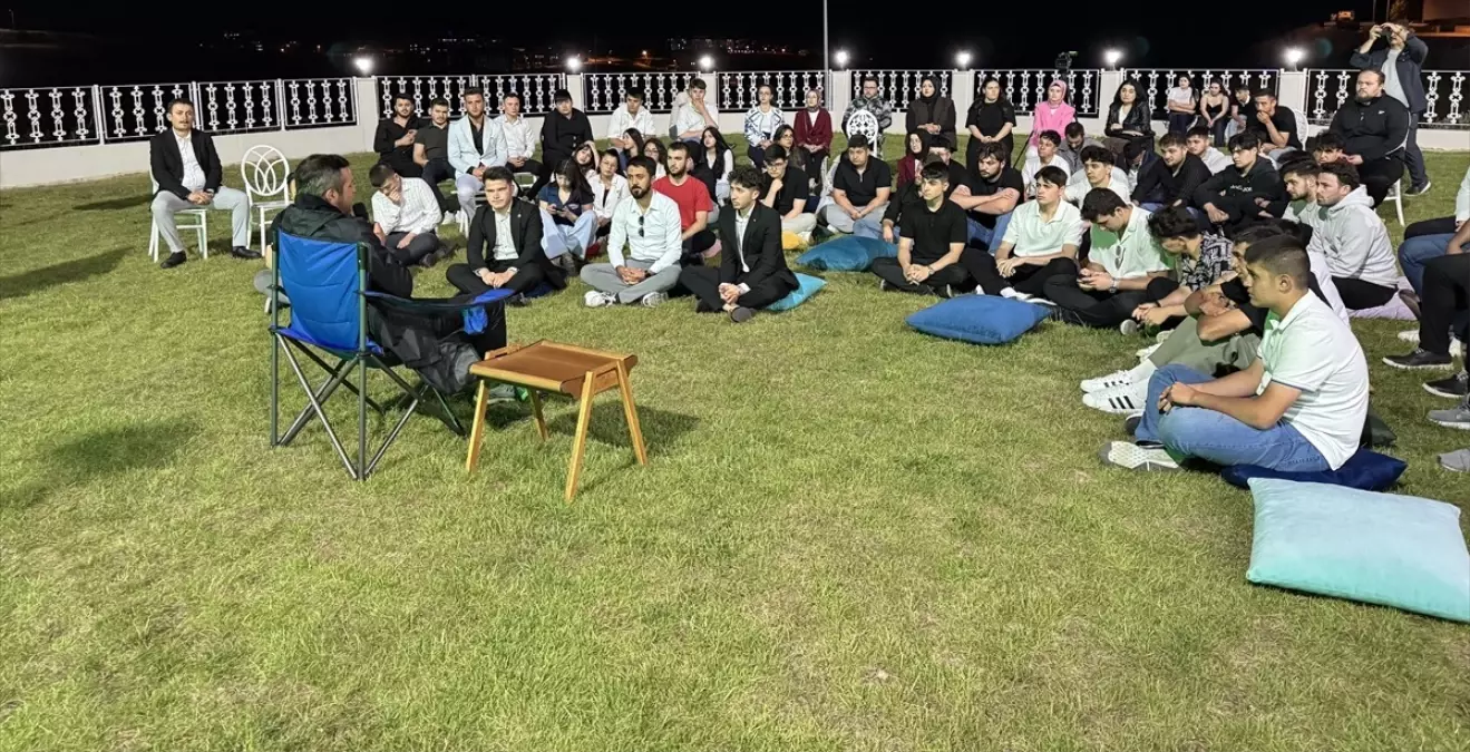 Karabük Belediye Başkanı Gençlerle Buluştu