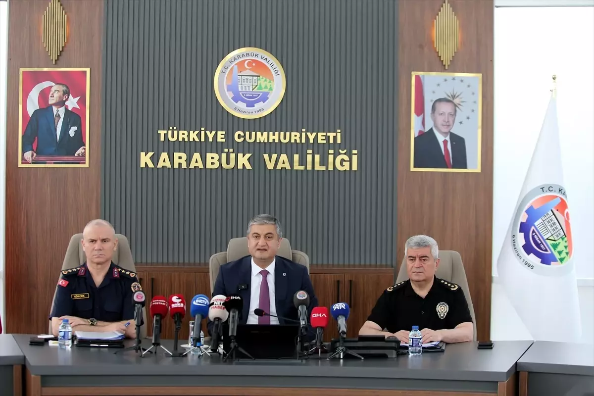 Karabük'te Asayiş ve Güvenlik Değerlendirme Toplantısı Yapıldı