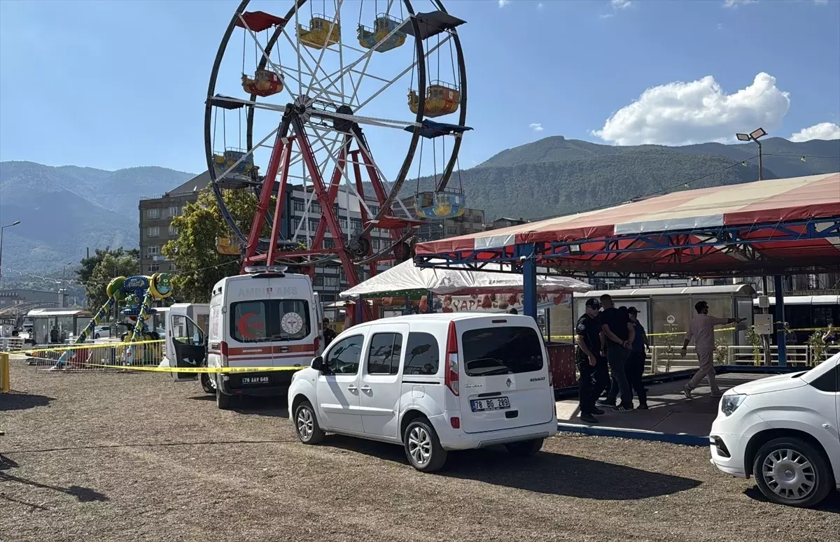 Karabük'te Lunaparkta Bir Kişi Ölü Bulundu