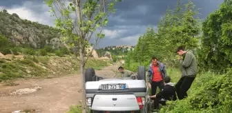 Karabük'te otomobilin devrilmesi sonucu 5 kişi yaralandı