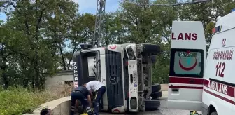 Karabük'te Beton Mikseri Devrildi: 2 Yaralı
